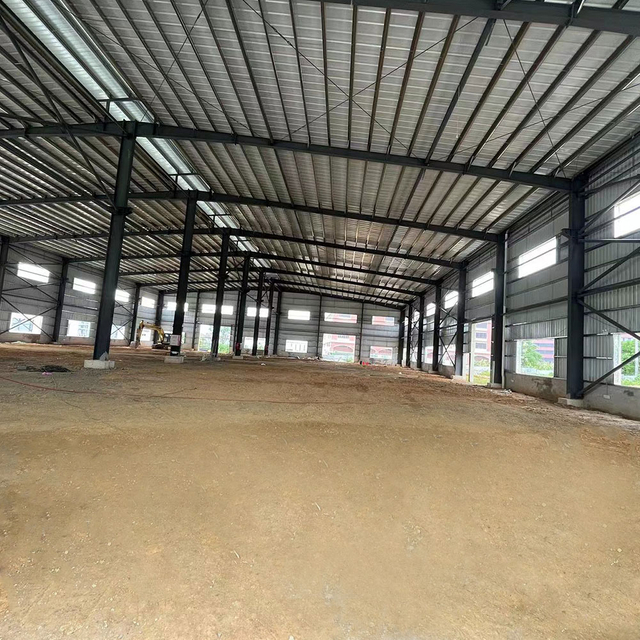 10 000 Square Foot Warehouse
